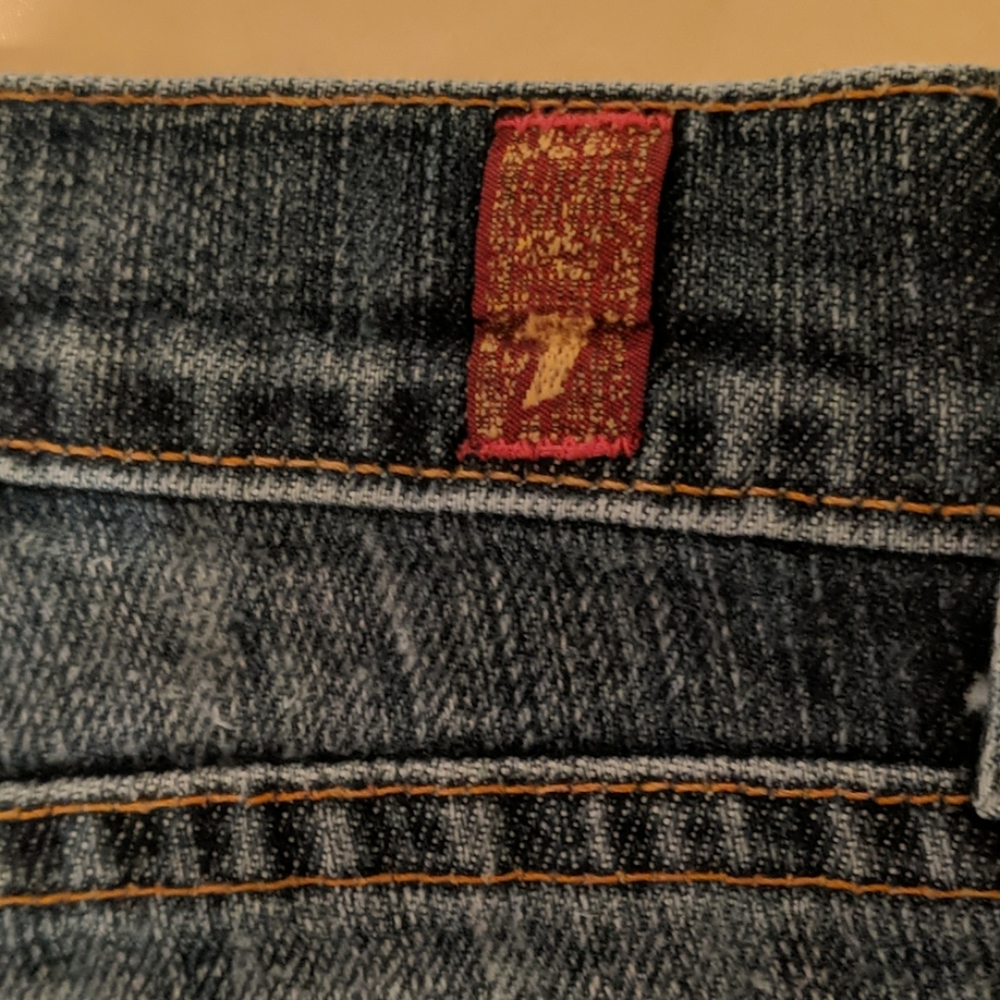 7 👖